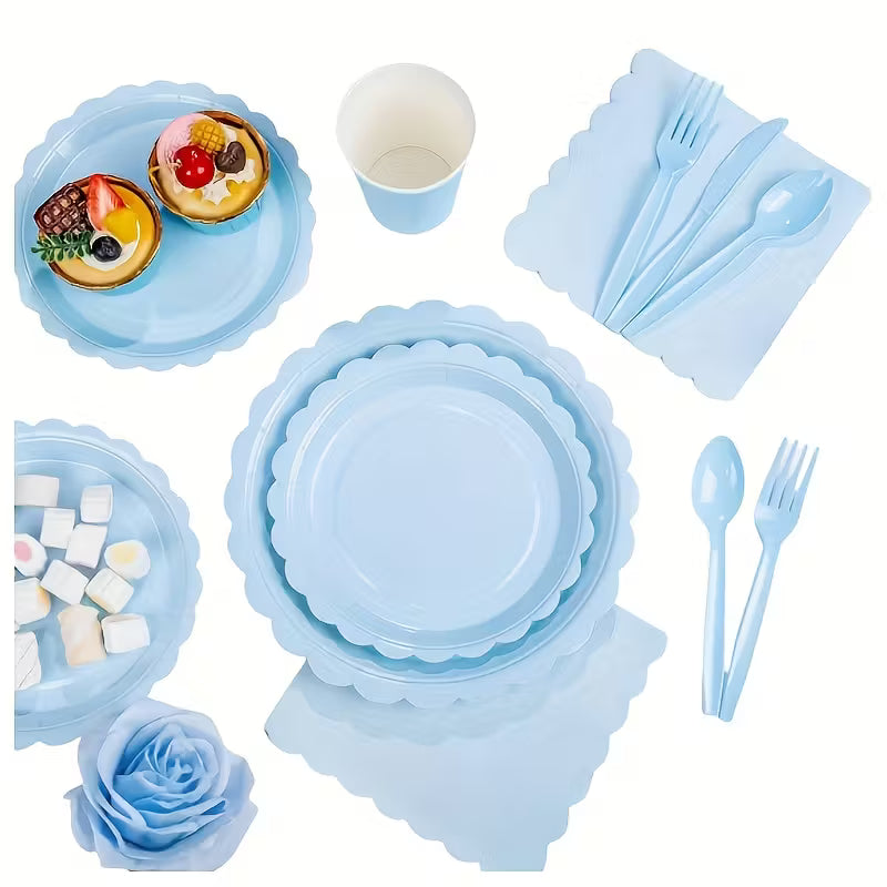 116pcs light blue party paper tray paper cup set, with 16 guests. Blue items include fan-shaped paper trays, napkins, paper cups, plastic tableware, suitable for weddings, birthdays, and banquets